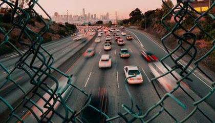 九游体育娱乐-伊朗队中场贝尔特拉在巴黎奥运会上展现出强大的进攻组织能力，伊朗拉什特