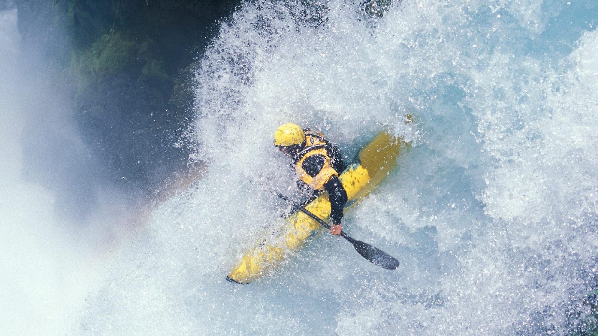 中超联赛中国女足夺冠 球迷庆祝场面壮观，中超女足比赛
