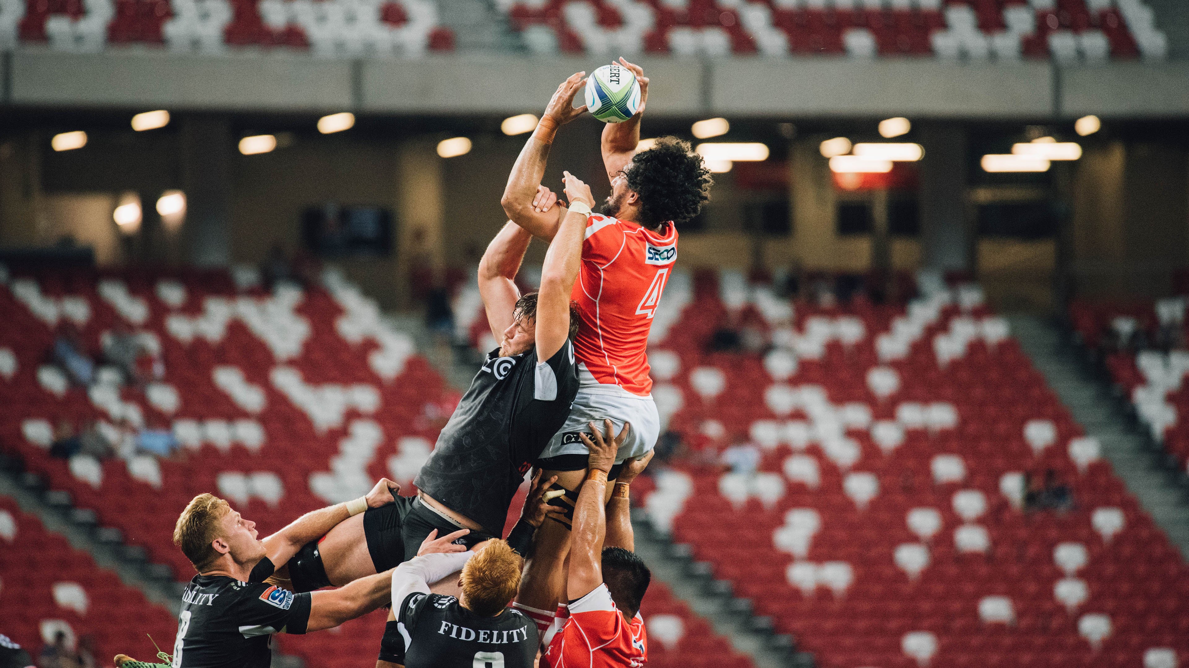 九游娱乐-大型水上漂浮运动会，水中竞技新宠，水上漂移是什么意思